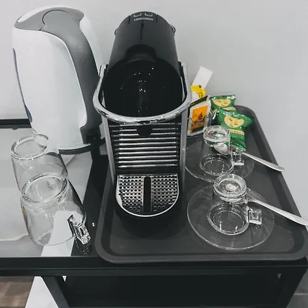 Terno Su Alojamento de Acomodação e Pequeno-almoço 4*