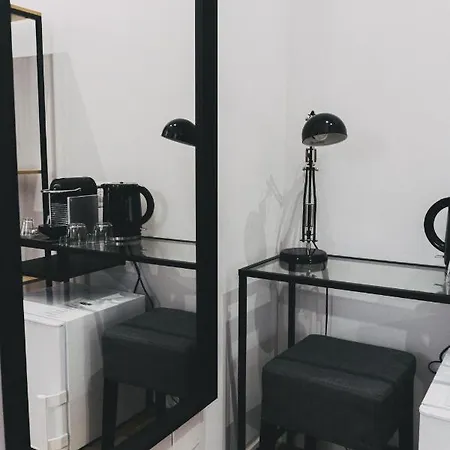 Terno Su Alojamento de Acomodação e Pequeno-almoço